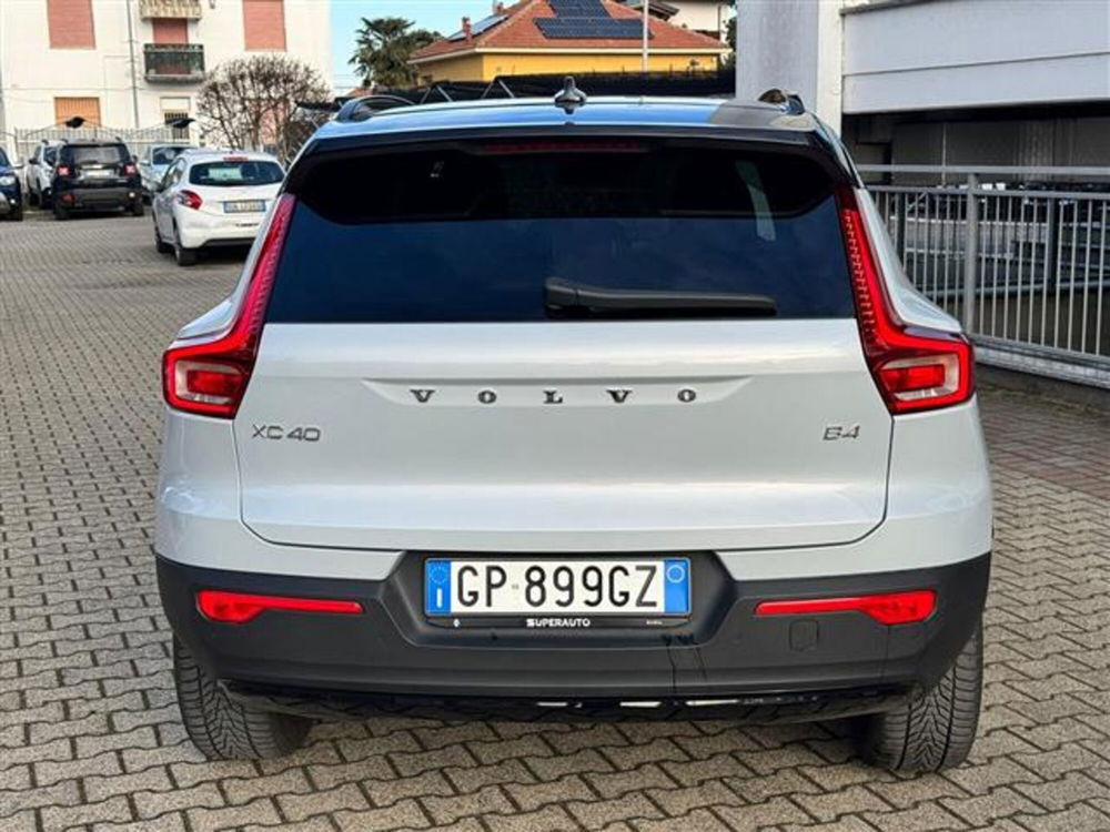 Volvo XC40 usata a Pavia (5)