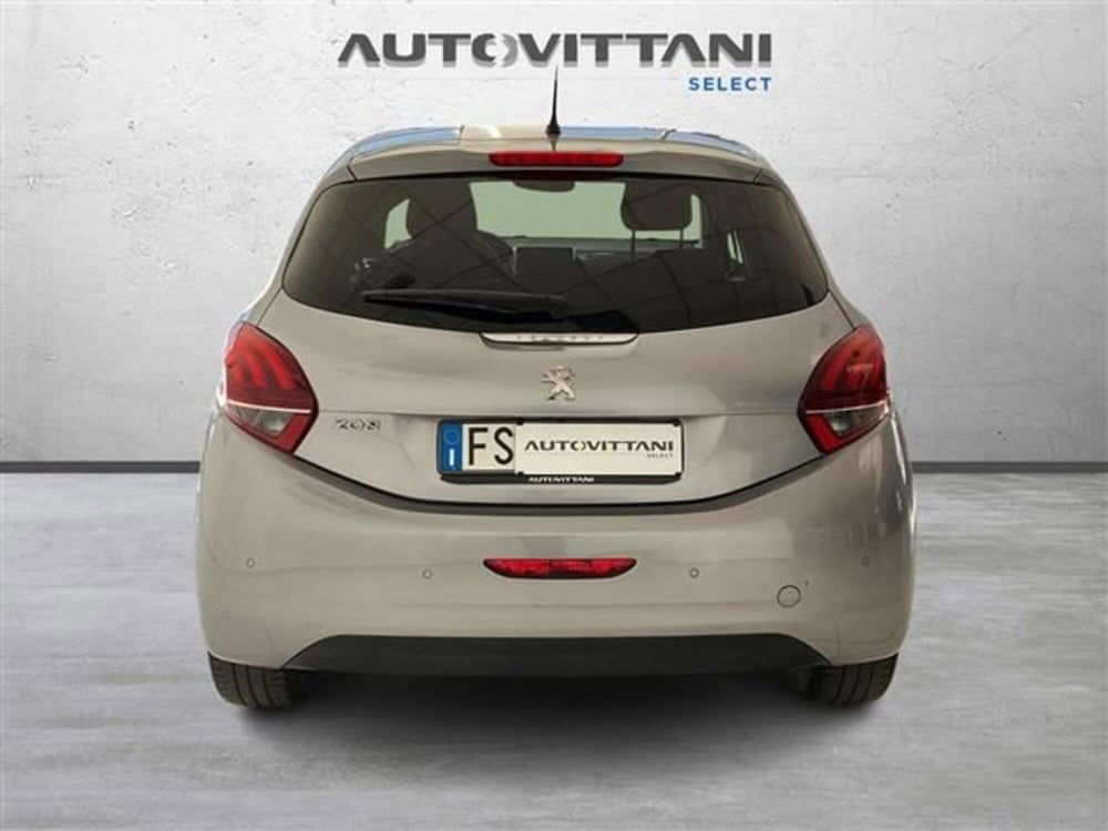 Peugeot 208 usata a Como (4)