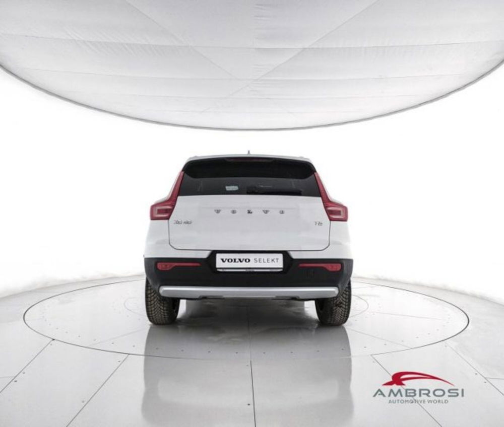 Volvo XC40 usata a Perugia (6)