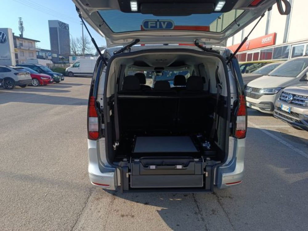 Volkswagen Caddy usata a Vicenza (6)