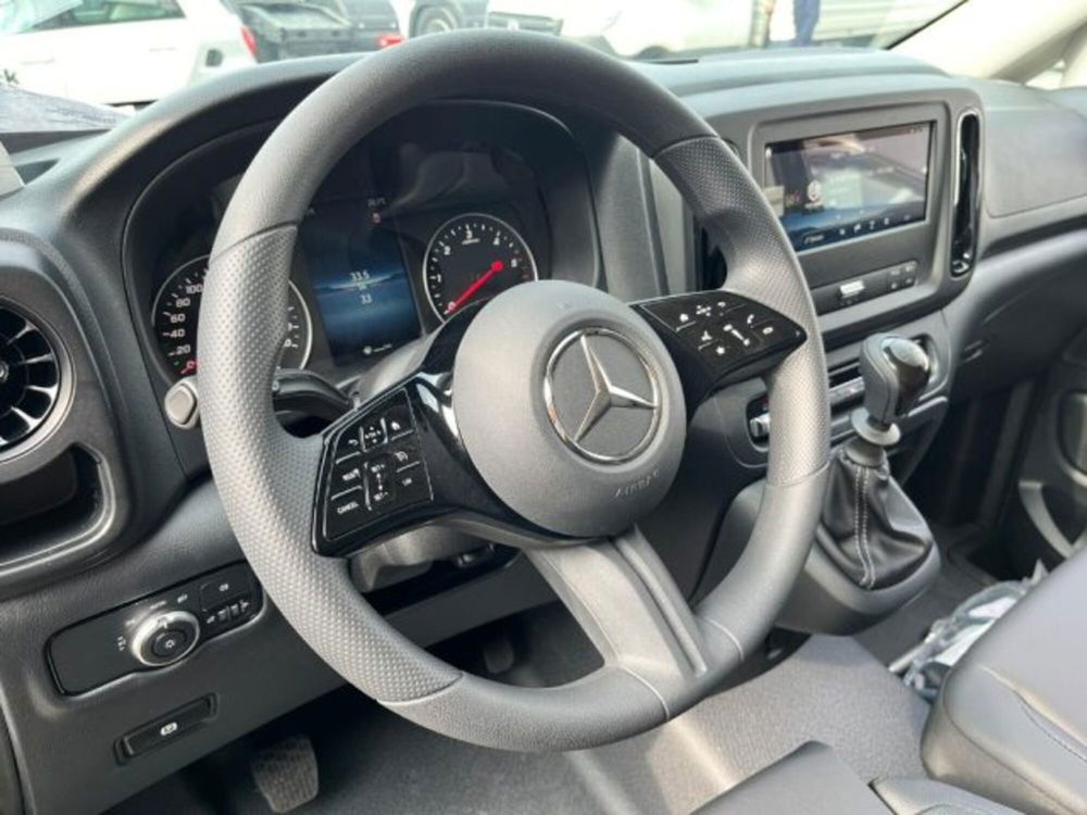 Mercedes-Benz Vito nuova a Bergamo (8)