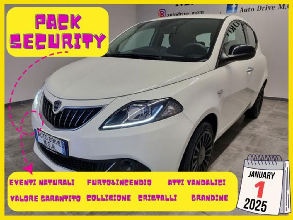 Lancia Ypsilon usata a Como