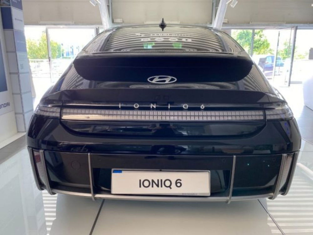 Hyundai Ioniq 5  nuova a Treviso (5)