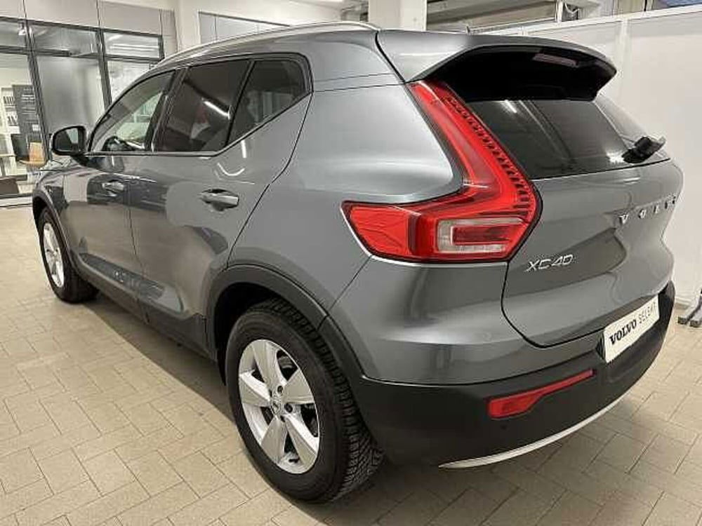 Volvo XC40 usata a Macerata (6)