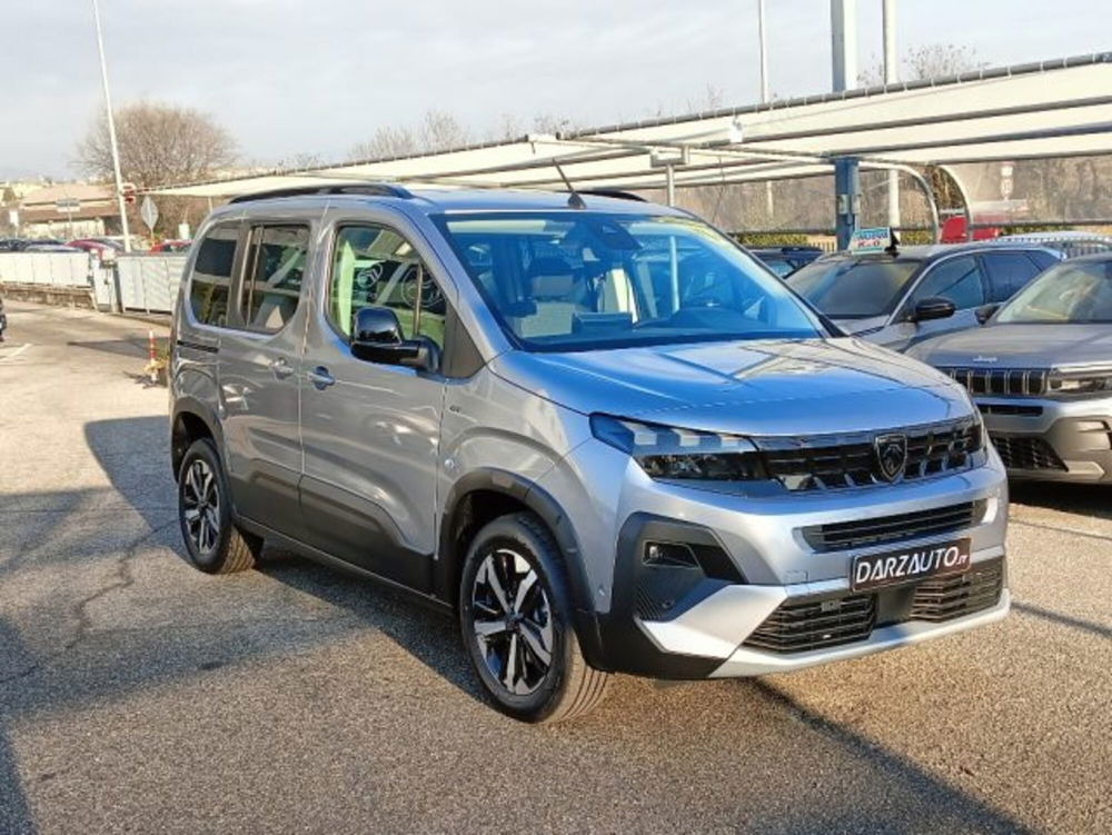 Peugeot Rifter nuova a Brescia (3)