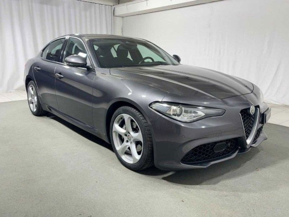 Alfa Romeo Giulia usata a Sondrio (7)