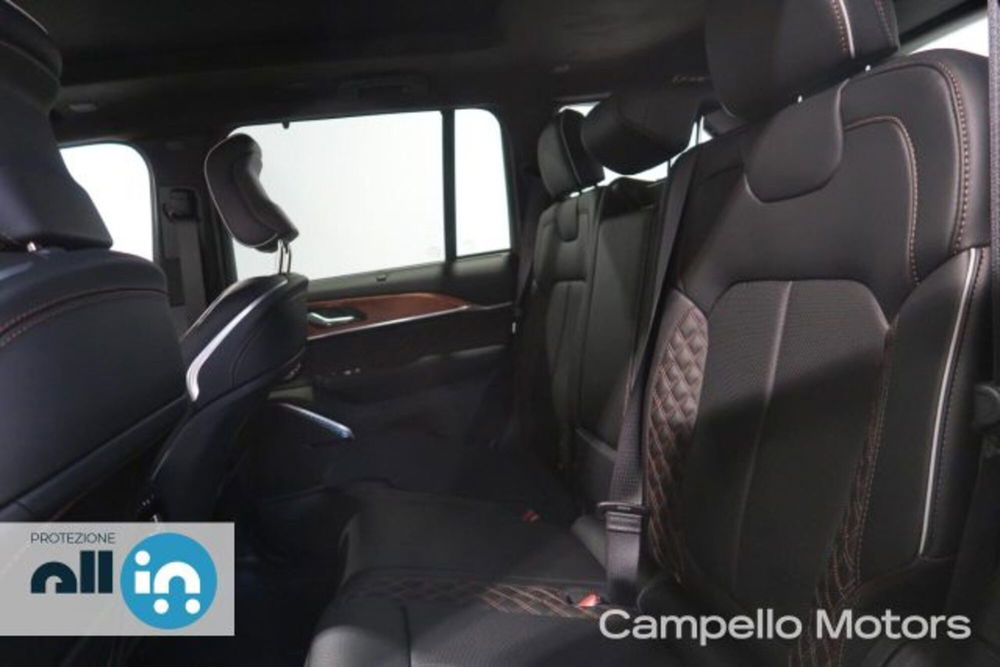 Jeep Grand Cherokee nuova a Venezia (6)