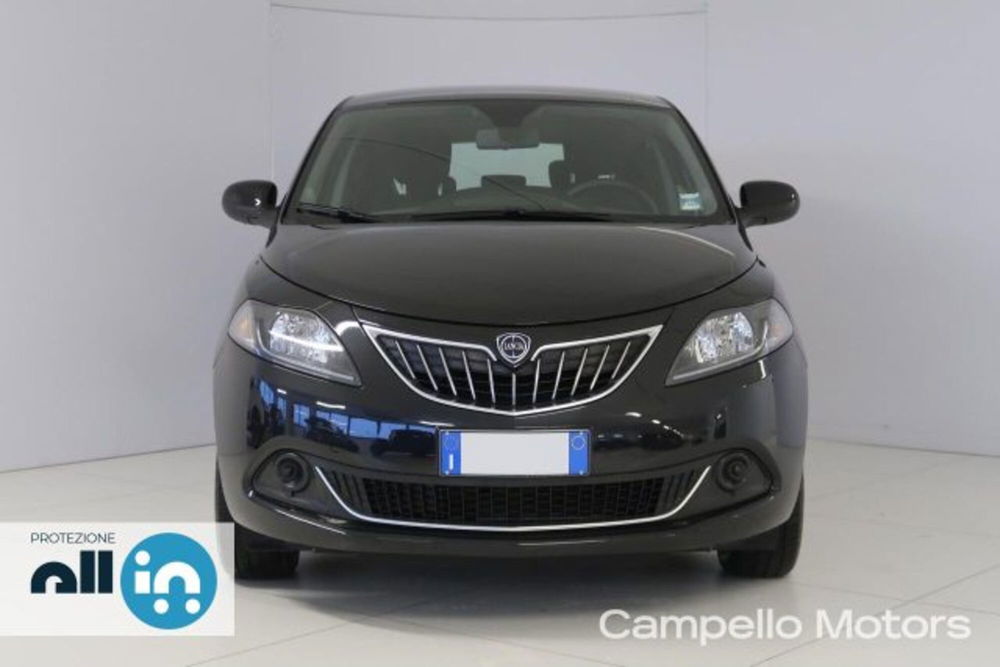 Lancia Ypsilon usata a Venezia (2)