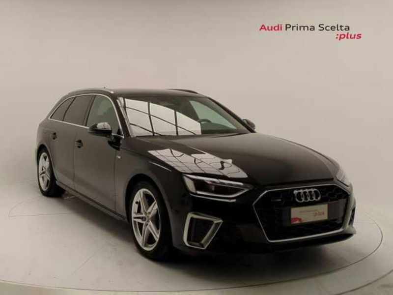 Audi A4 Avant 40 TDI quattro S tronic S line edition  del 2024 usata a Pratola Serra