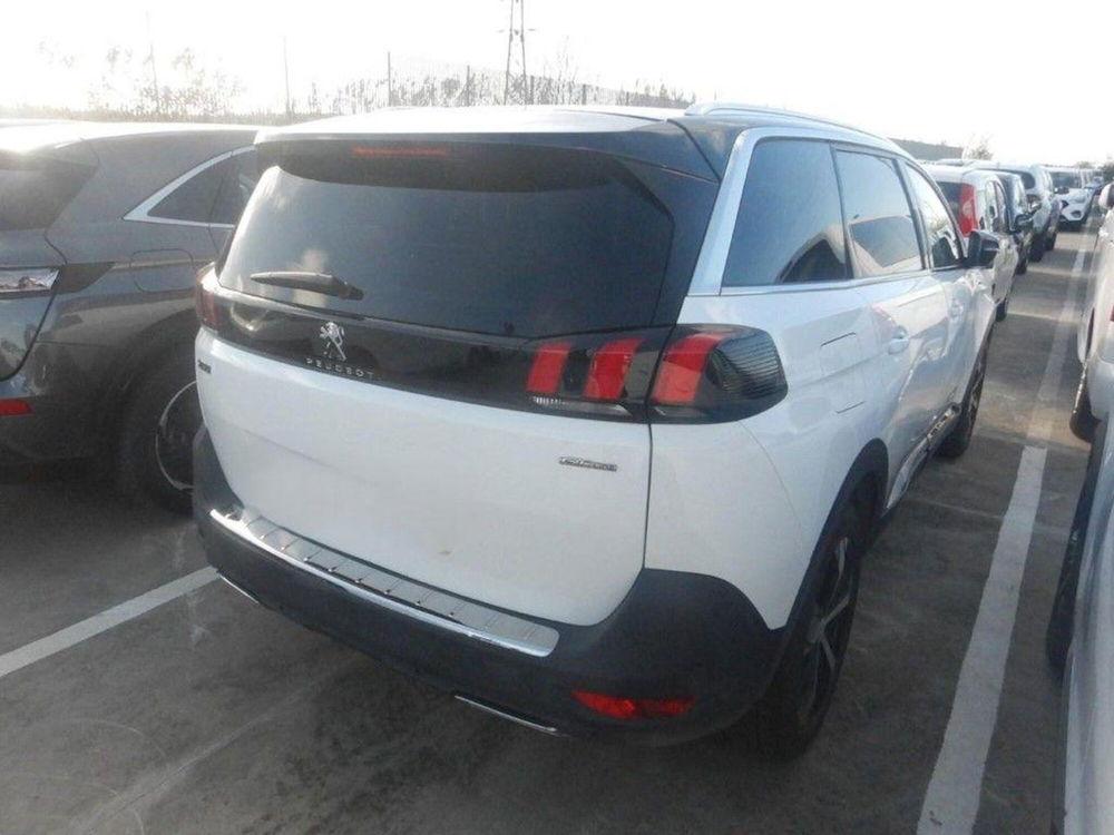 Peugeot 5008 usata a Lecce (2)