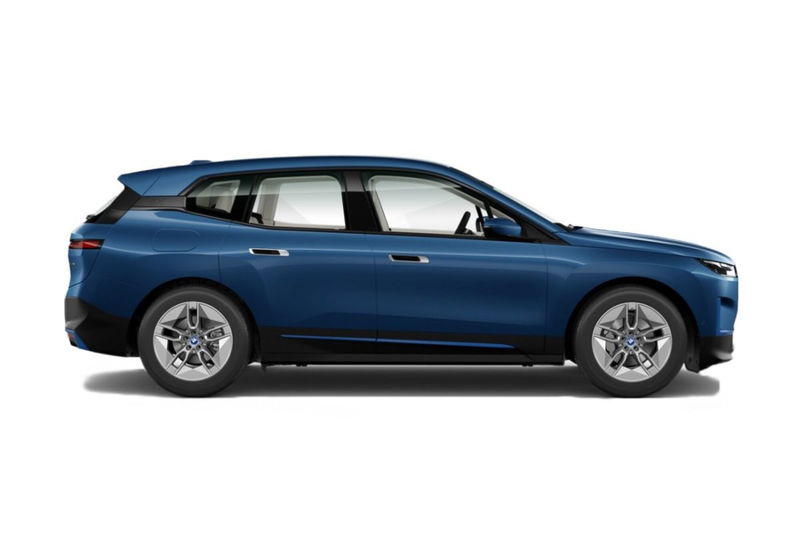 BMW iX xdrive50 nuova a Torino