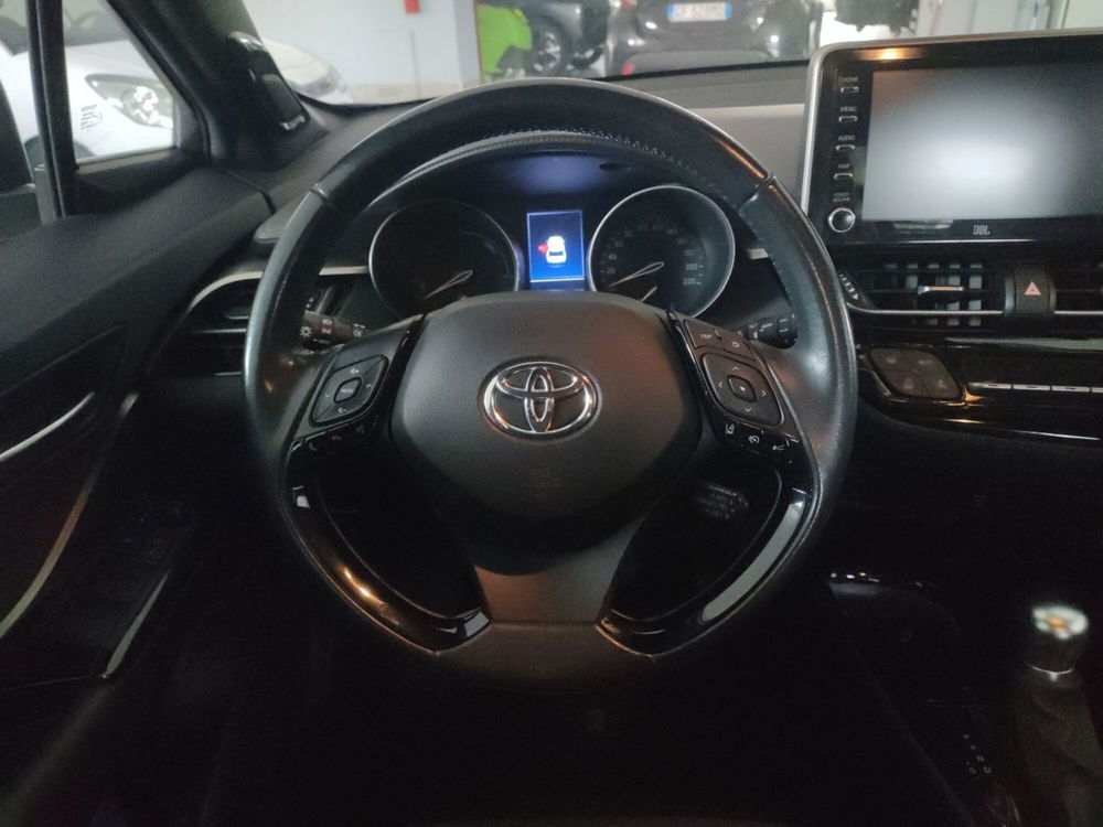 Toyota Toyota C-HR usata a Ragusa (10)