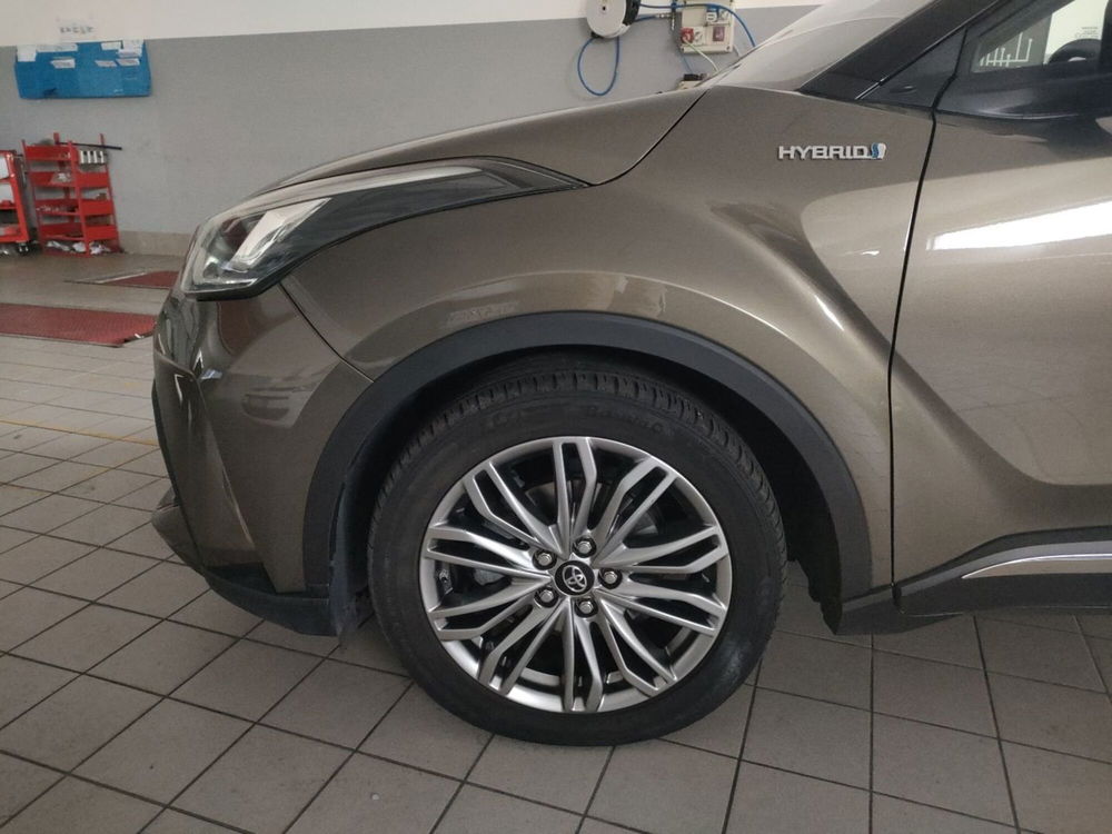 Toyota Toyota C-HR usata a Ragusa (5)