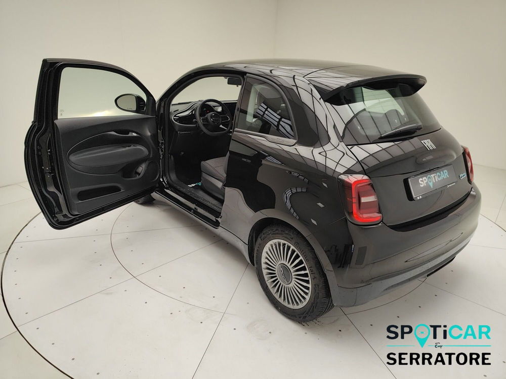 Fiat 500e usata a Como (6)