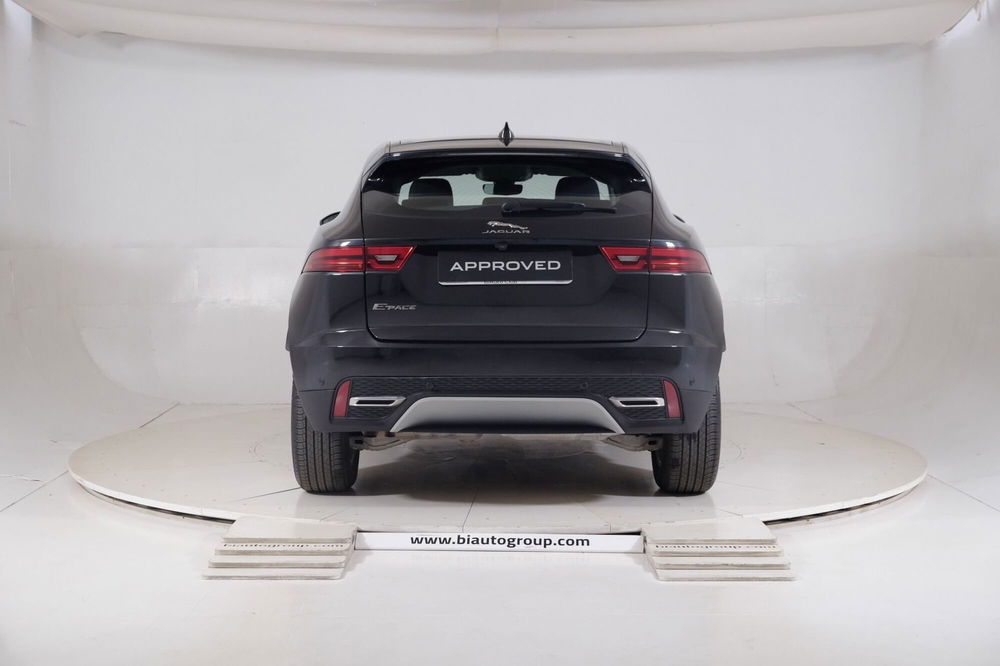 Jaguar E-Pace usata a Torino (7)