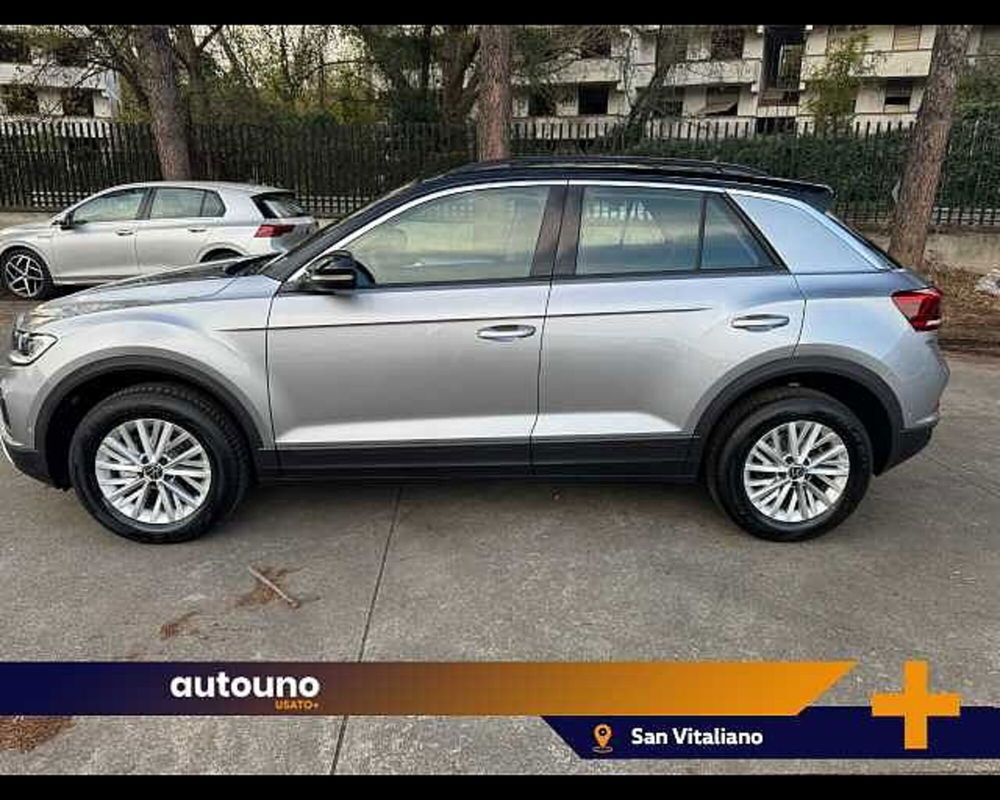 Volkswagen T-Roc nuova a Napoli (2)