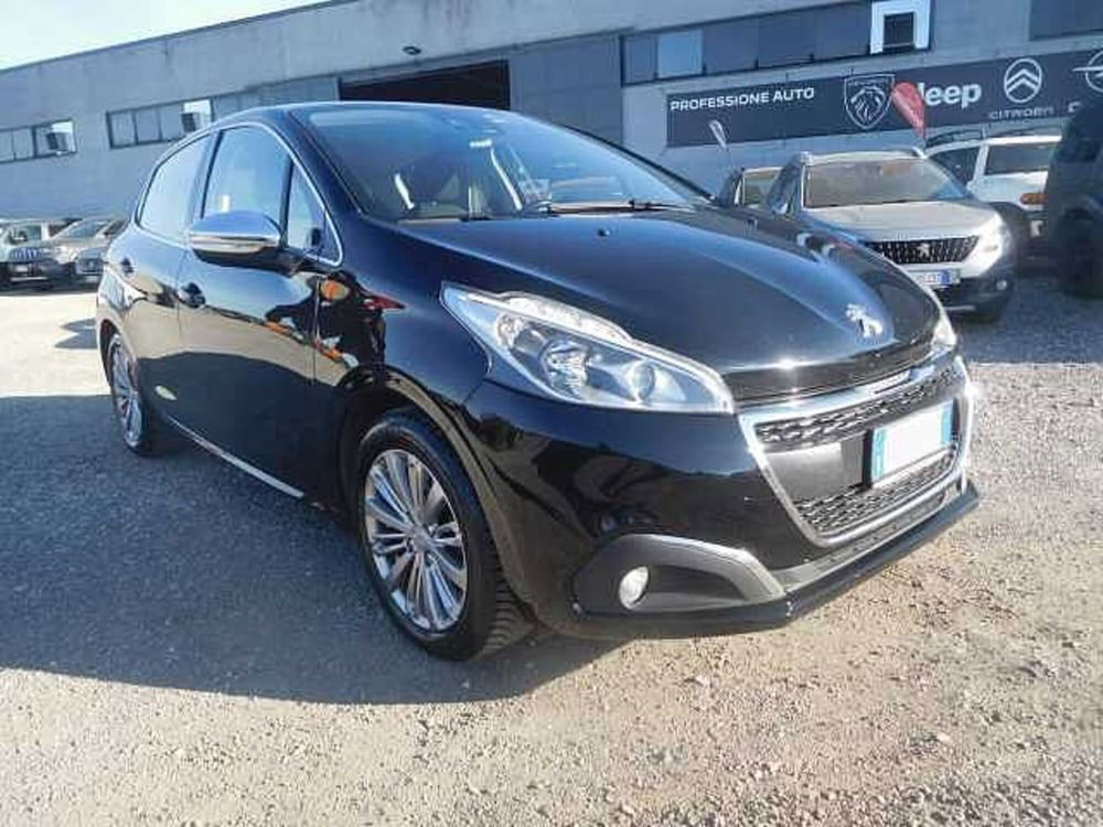 Peugeot 208 usata a Roma