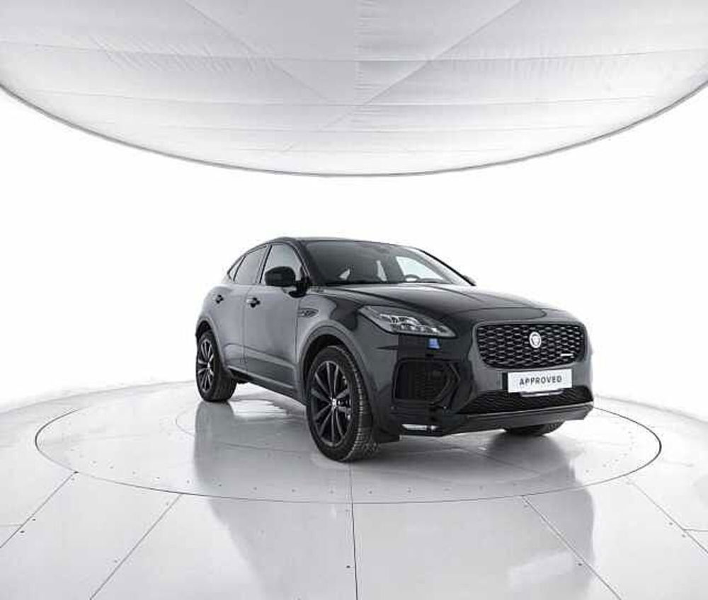 Jaguar E-Pace nuova a Viterbo (10)