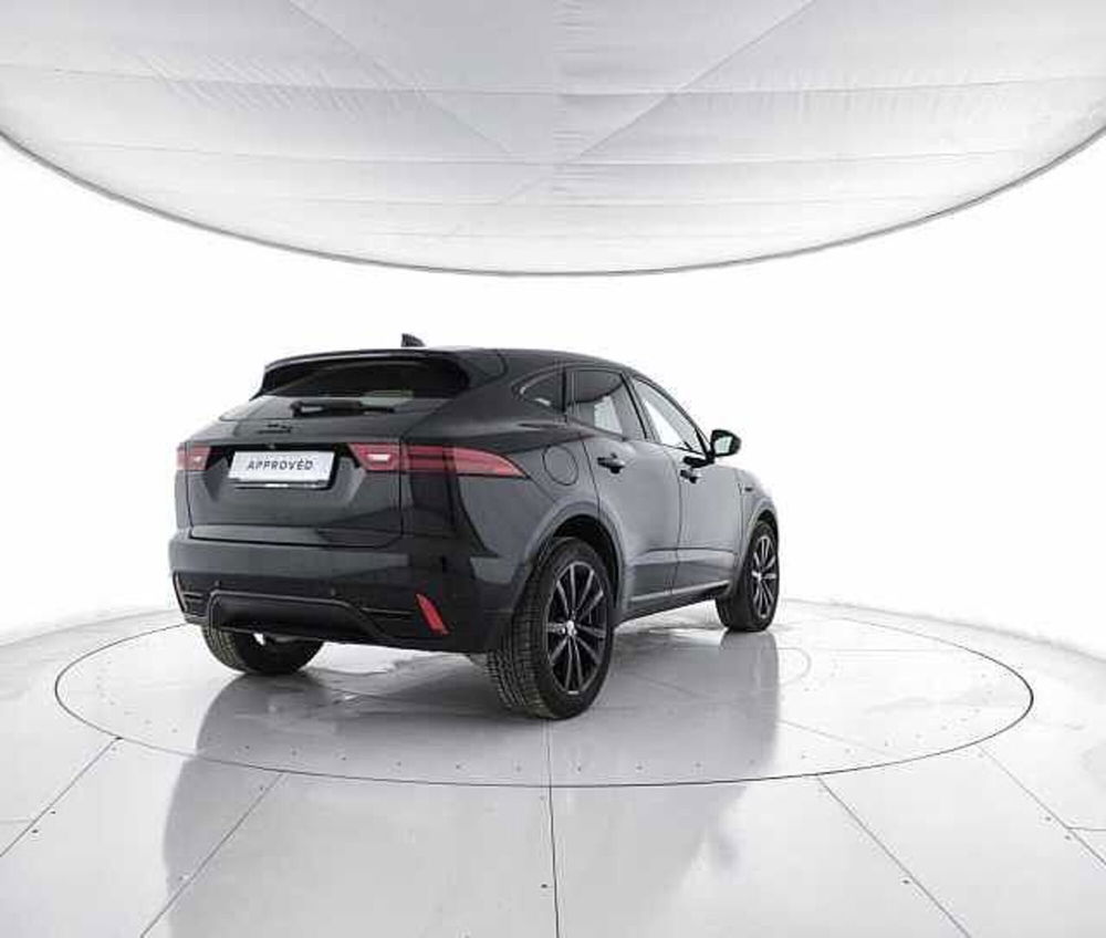 Jaguar E-Pace nuova a Viterbo (2)