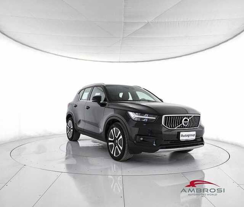 Volvo XC40 usata a Viterbo (2)