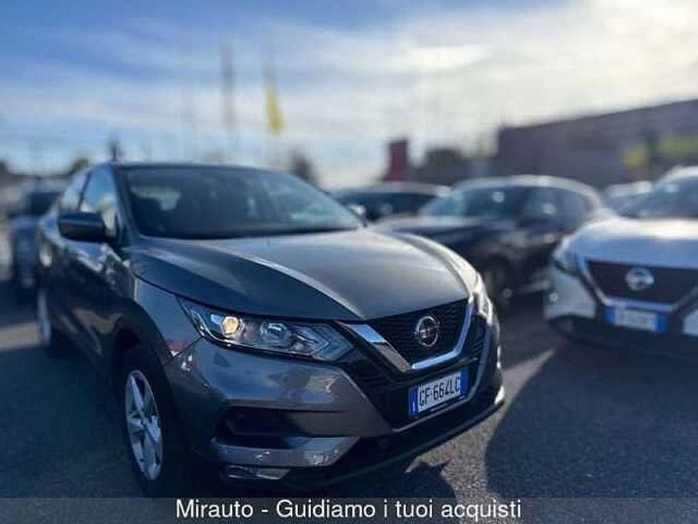 Nissan Qashqai usata a Roma