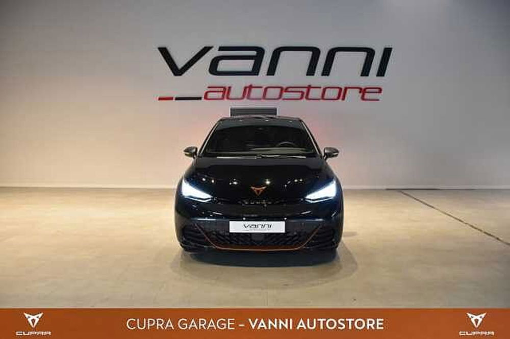 Cupra Born nuova a Verona (2)