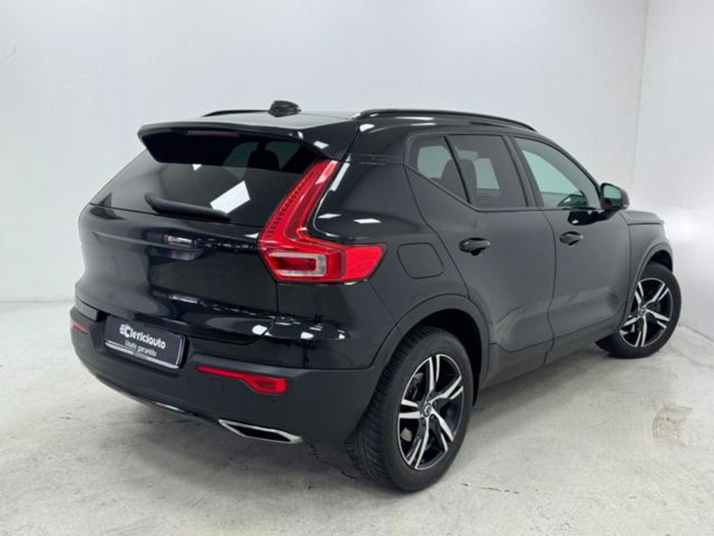 Volvo XC40 usata a Como (2)