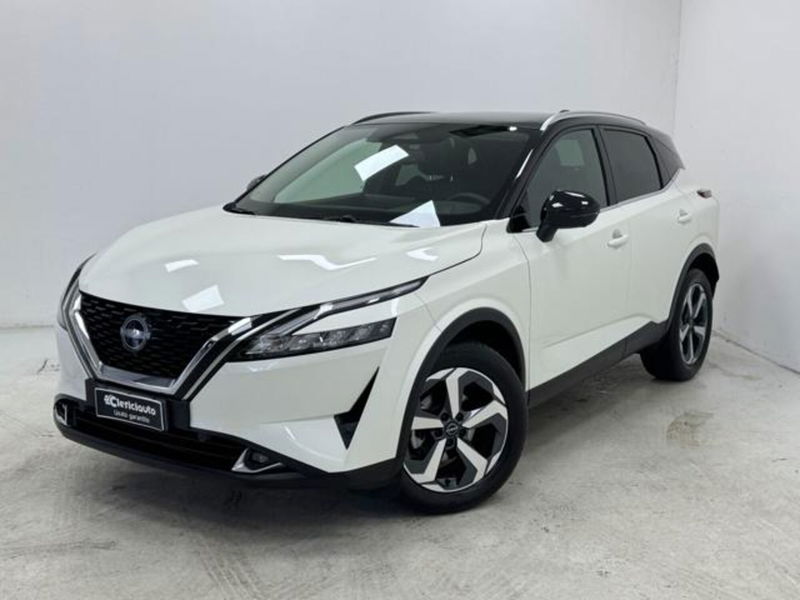 Nissan Qashqai 1.3 mhev N-Connecta 4wd 158cv xtronic del 2023 usata a Lurate Caccivio