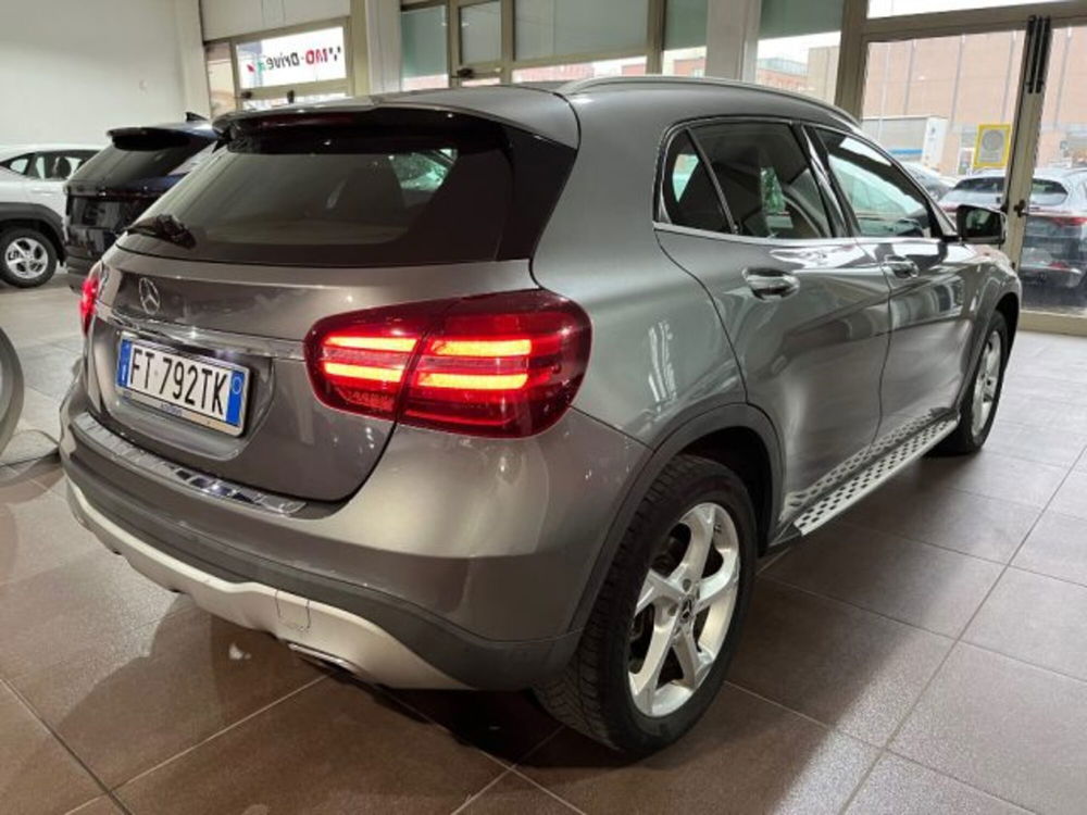 Mercedes-Benz GLA SUV usata a Modena (5)