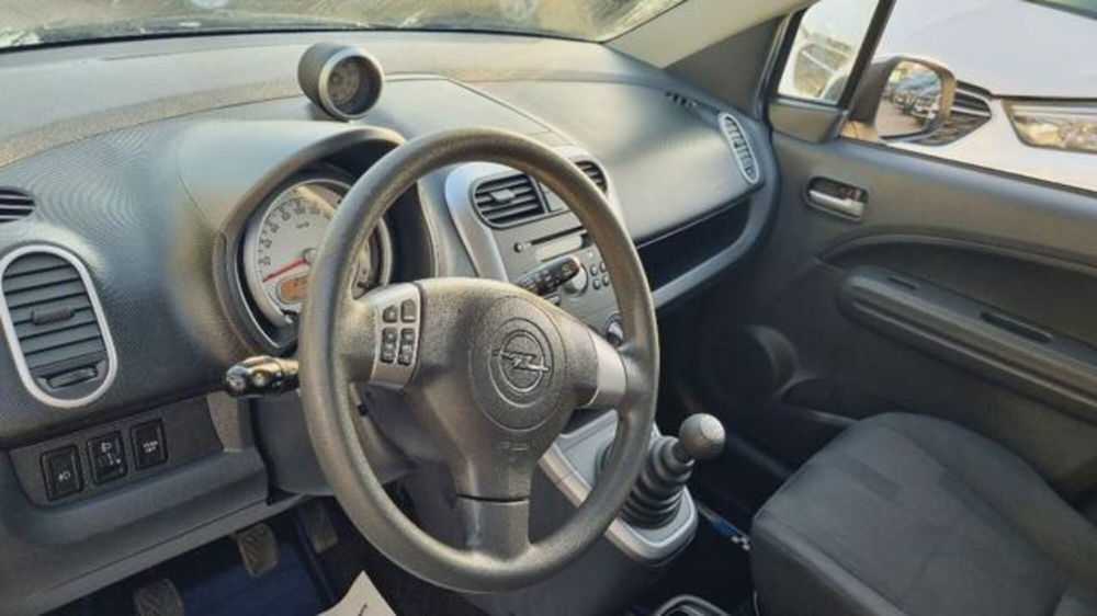 Opel Agila usata a Savona (14)