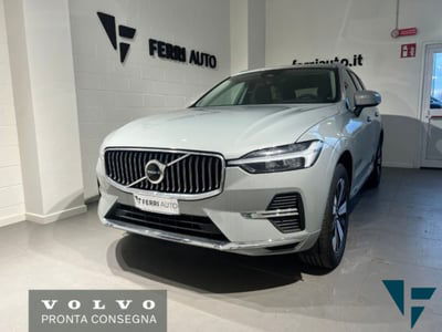 Volvo XC60 2.0 b5 Core awd auto nuova a Tavagnacco