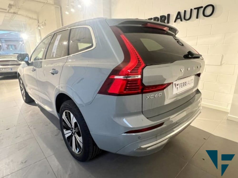 Volvo XC60 nuova a Udine (6)