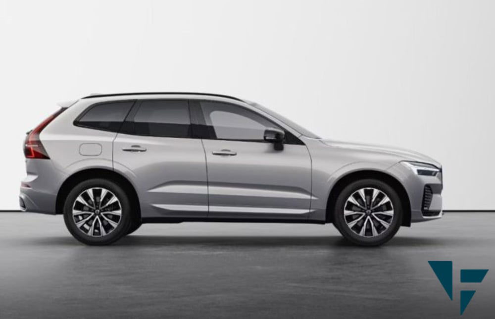 Volvo XC60 nuova a Udine (6)