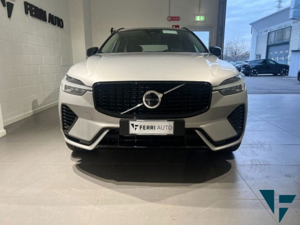 Volvo XC60 nuova a Udine (3)