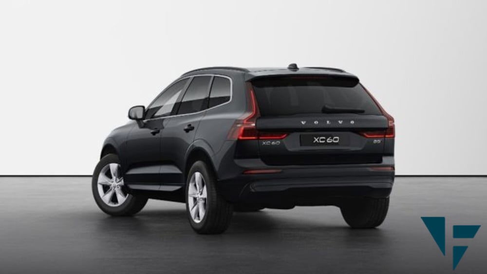 Volvo XC60 nuova a Udine (4)