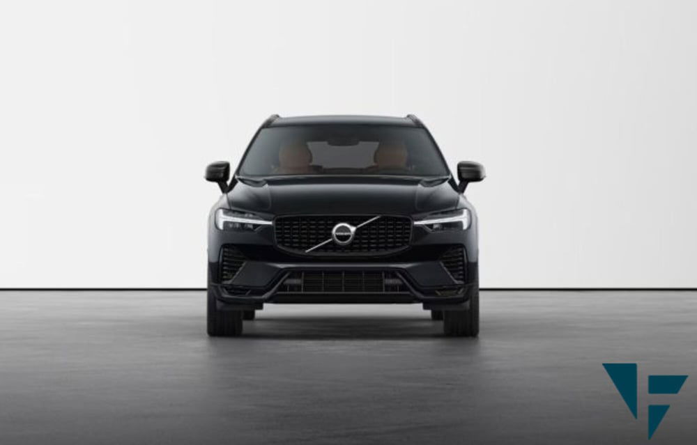 Volvo XC60 nuova a Udine (2)