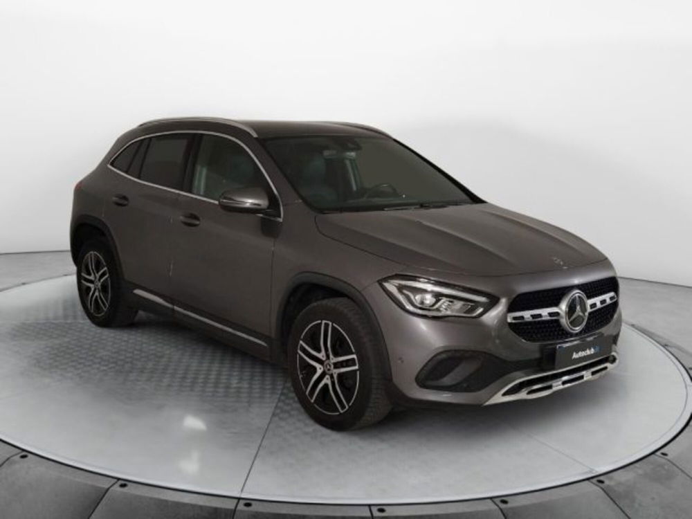 Mercedes-Benz GLA SUV usata a Modena (16)