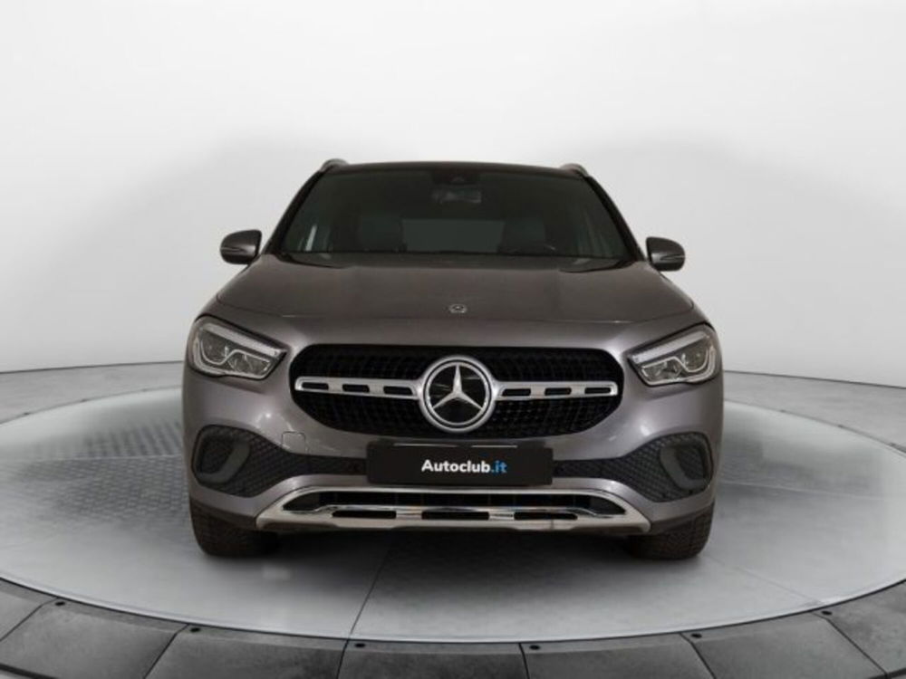 Mercedes-Benz GLA SUV usata a Modena (17)