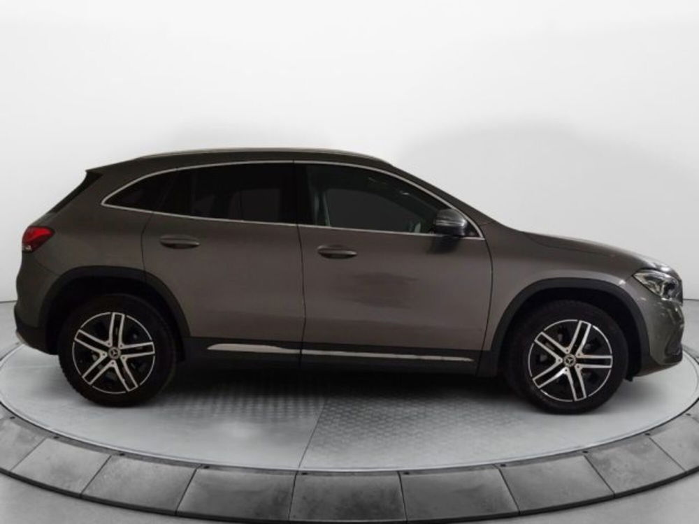 Mercedes-Benz GLA SUV usata a Modena (4)