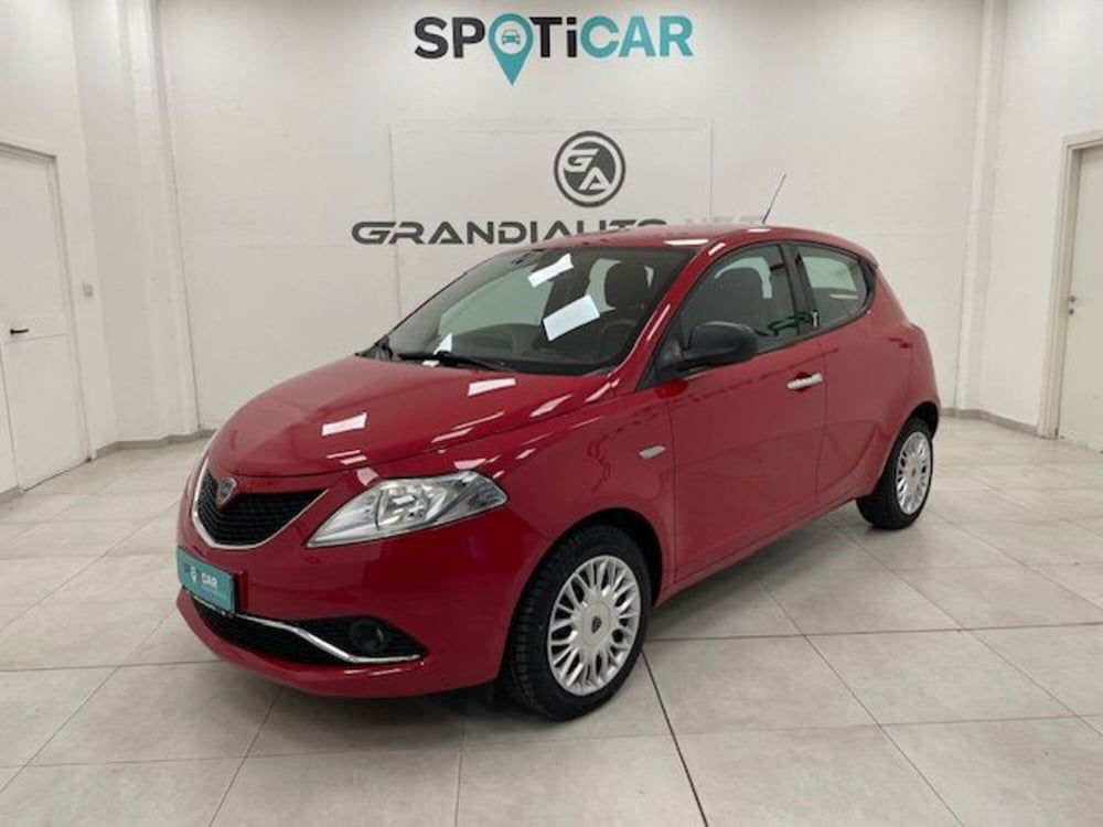 Lancia Ypsilon usata a Alessandria