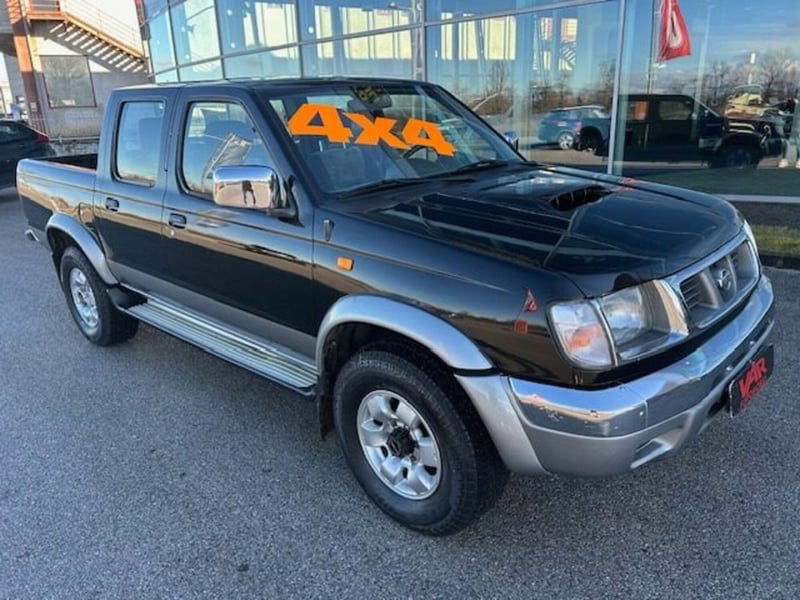 Nissan Pick-up 2.5 TD 4 porte Double Cab Navara  del 2000 usata a Beinette