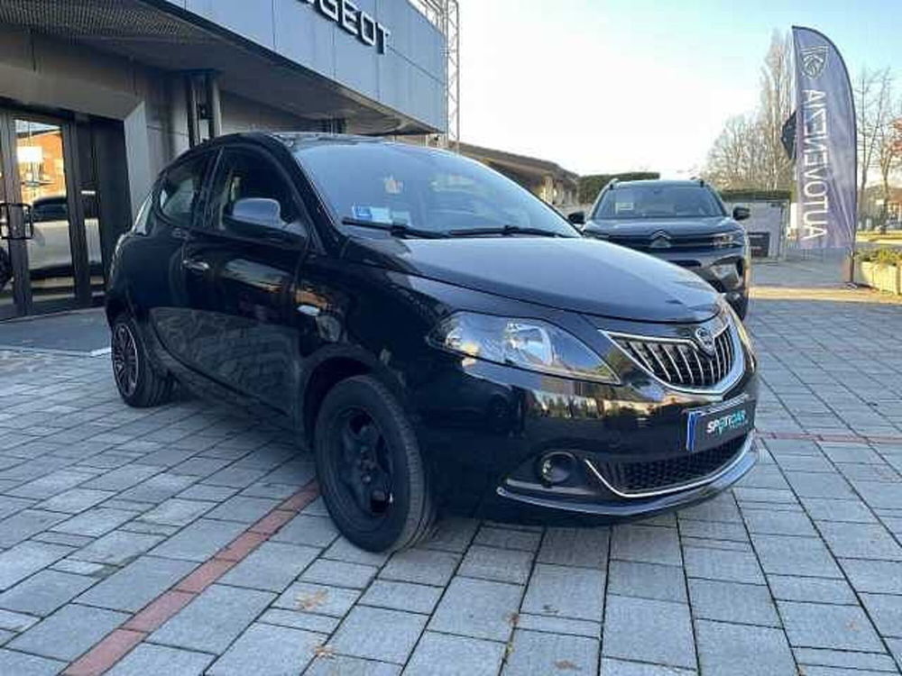 Lancia Ypsilon usata a Venezia (3)