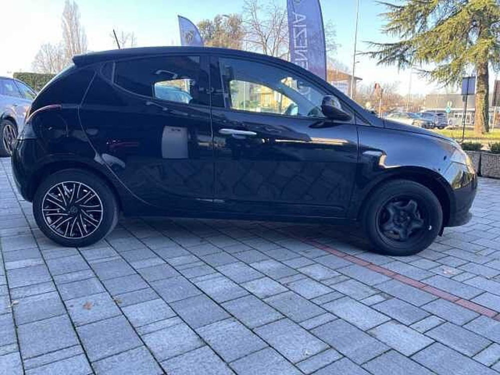 Lancia Ypsilon usata a Venezia (4)