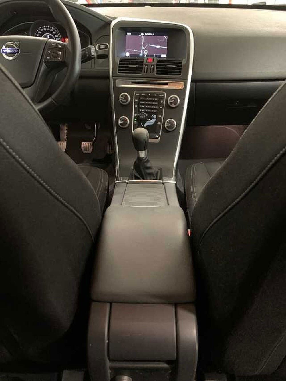 Volvo XC60 usata a Macerata (10)