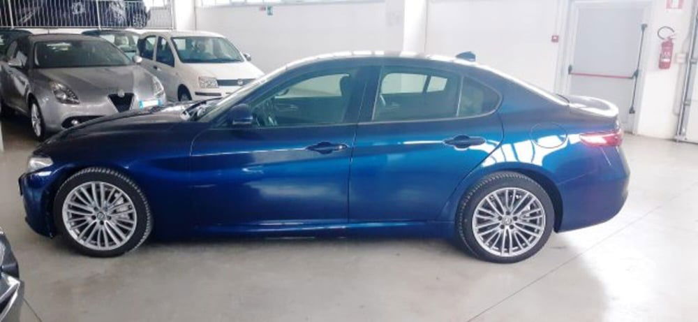 Alfa Romeo Giulia usata a Terni (3)