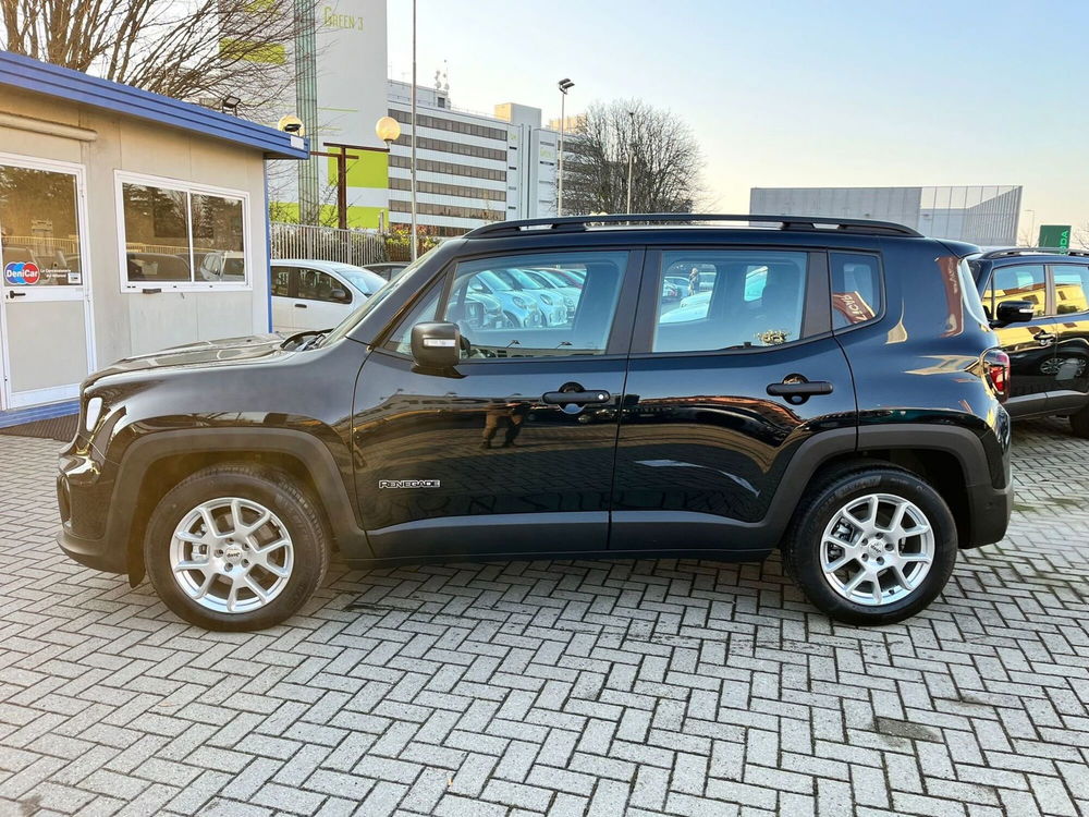 Jeep Renegade nuova a Milano (4)