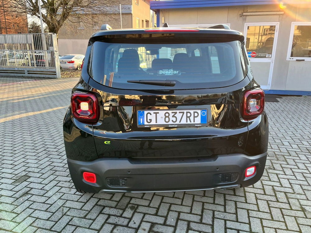 Jeep Renegade nuova a Milano (8)