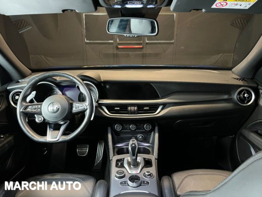 Alfa Romeo Stelvio usata a Perugia (13)