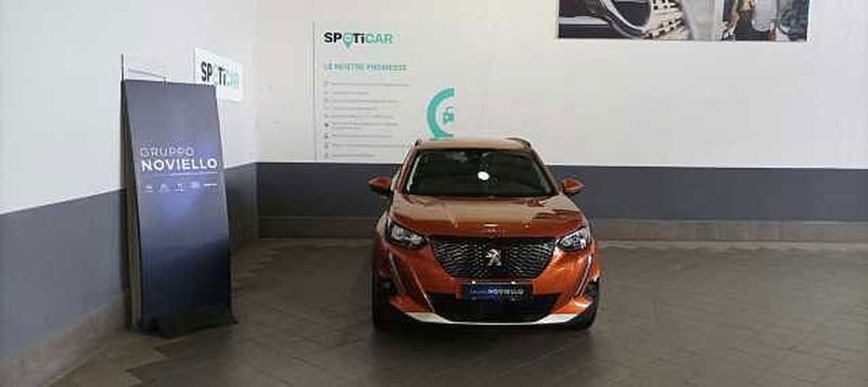 Peugeot 2008 PureTech 100 S&S Allure  del 2022 usata a Salerno