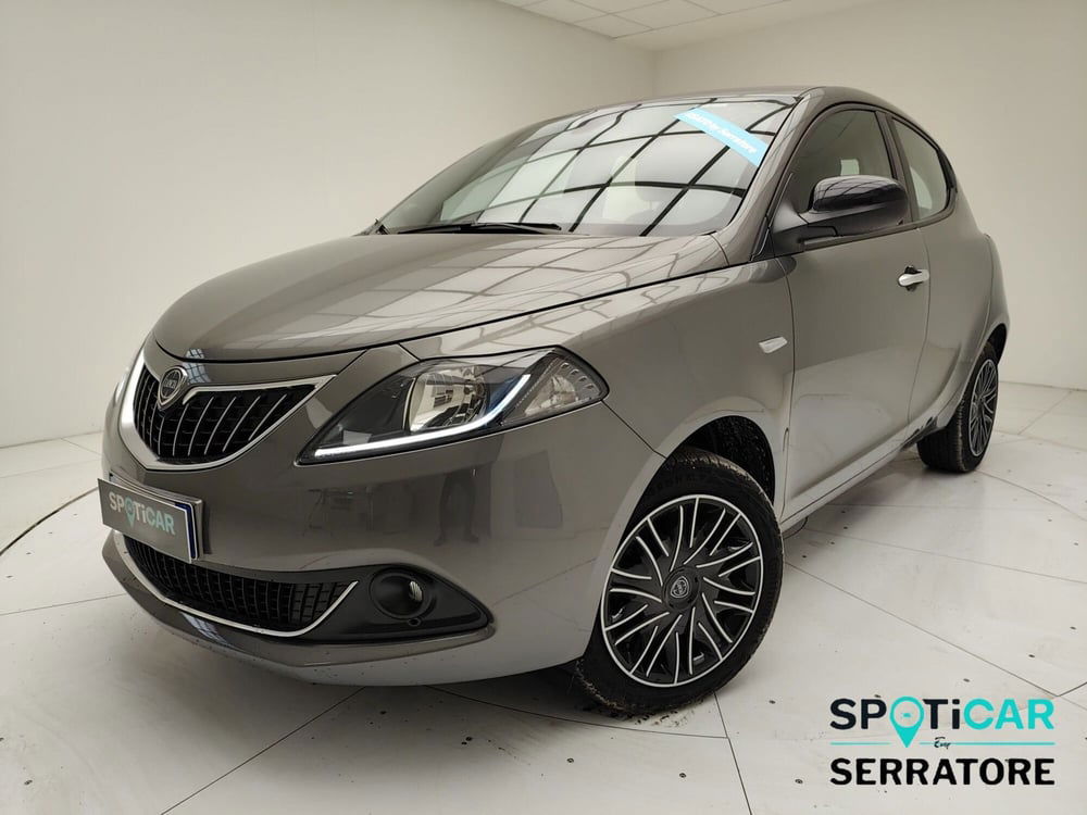 Lancia Ypsilon usata a Como